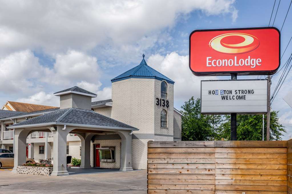 Summit Inn - Houston Medical Center - Nrg Park Exterior photo